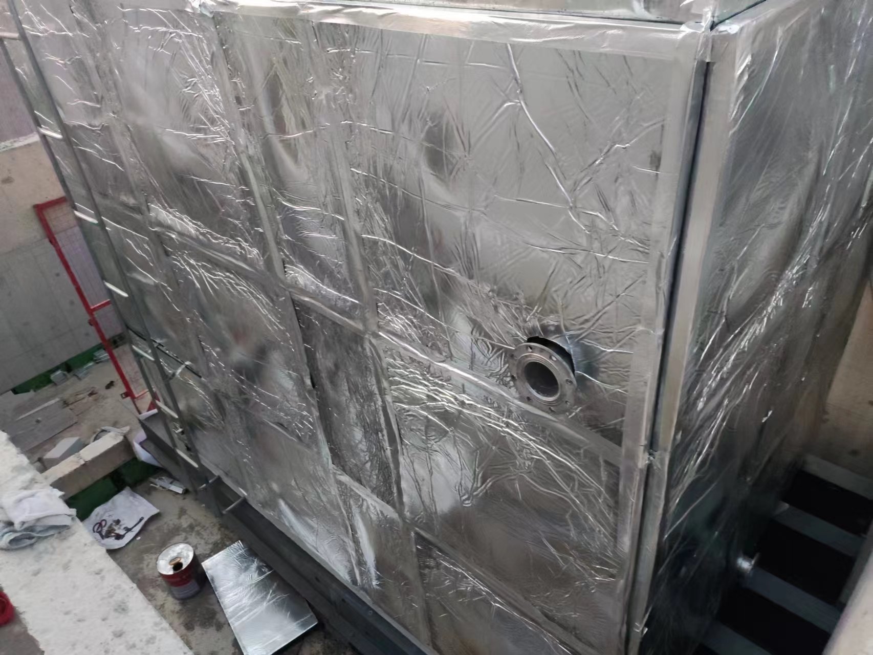 大连市橡塑铝箔布保温水箱